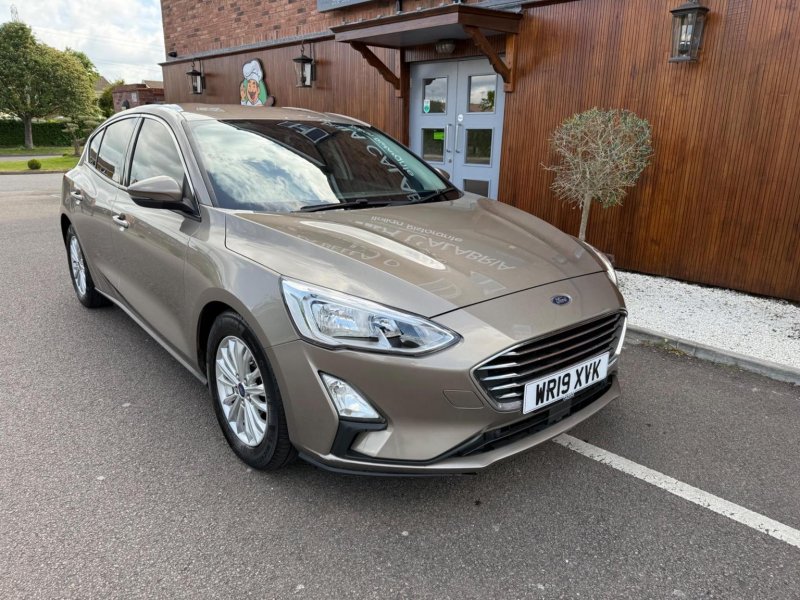FORD FOCUS 1.0T EcoBoost Titanium Euro 6 (s/s) 5dr